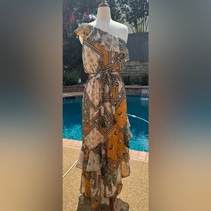 Love stitch asymmetric ruffle dress